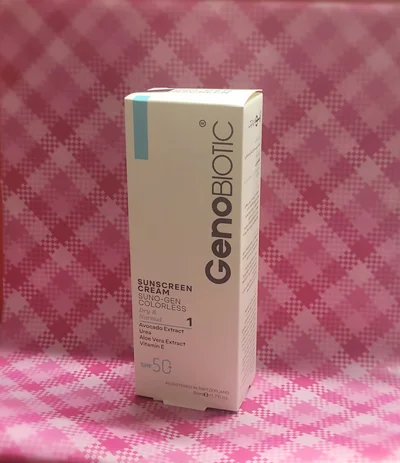 کرم ضد آفتاب سانوژن بی رنگ ژنوبایوتیک مناسب پوست خشک SPF 50 Genobiotic SunoGen Sunscreen Cream for Normal and Dry Skin colorless SPF50  -  50 gr